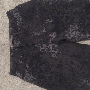 Gloria Vanderbilt Black Stencil Amanda Jeans